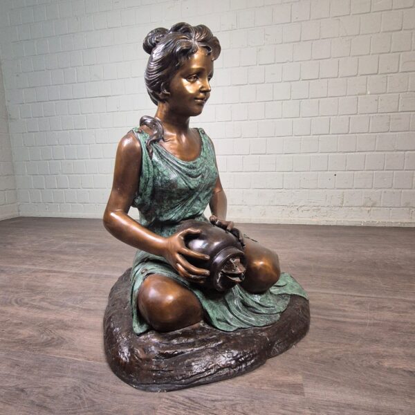 Gargoyle Girl with Jug Bronze 0,85m