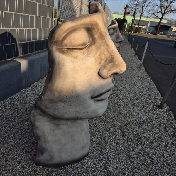 Sculpture Face Concrete 1.38 m - Image 3