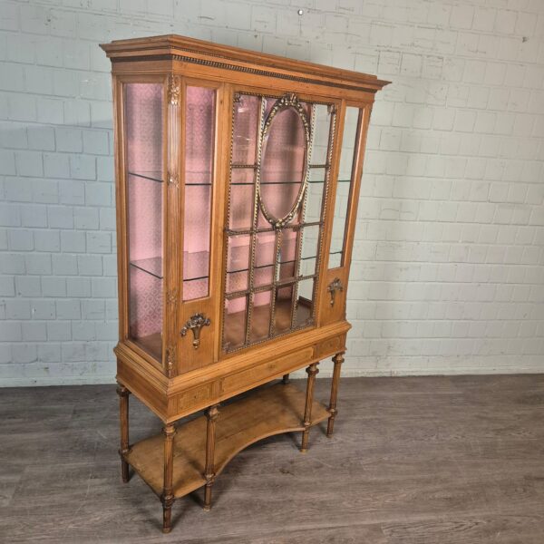 Display Case Jugendstil 1910 Walnut