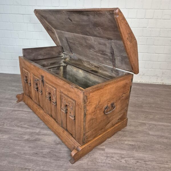 Chest Baroque 1780 Oak - Image 15