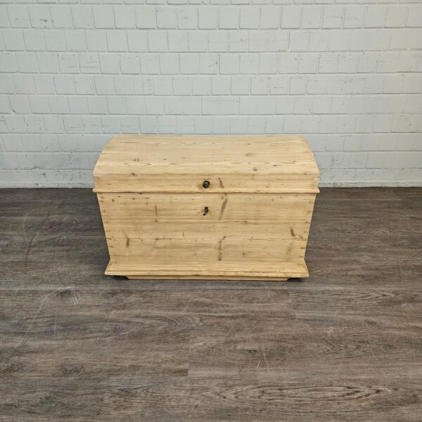 Chest Jugendstil 1910 Pine - Image 2