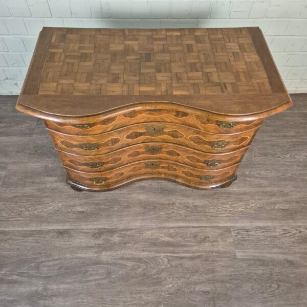 Chest of Drawers Baroque 1770 Walnut - Image 4