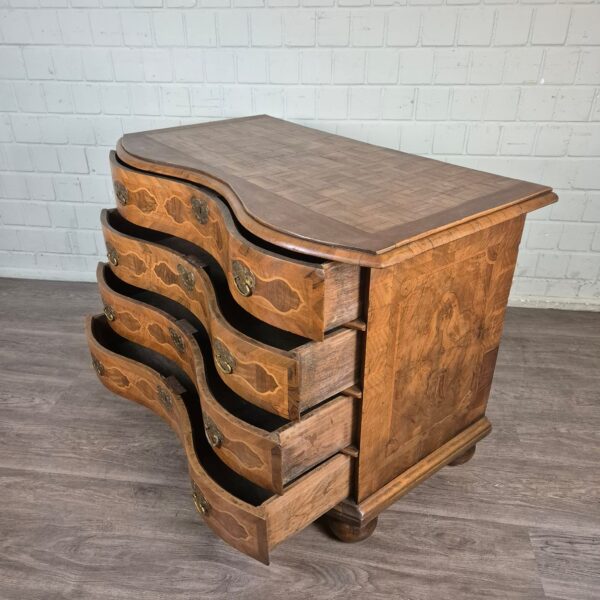 Chest of Drawers Baroque 1770 Walnut - Image 12
