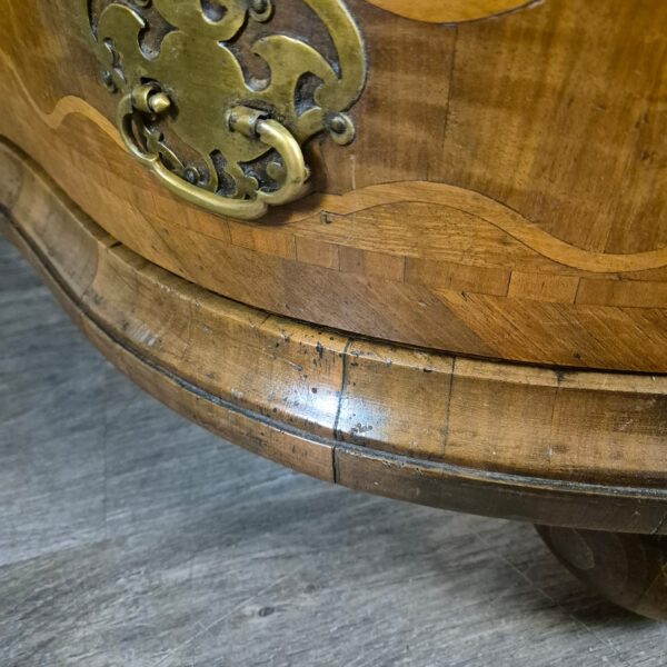 Chest of Drawers Baroque 1770 Walnut - Image 8