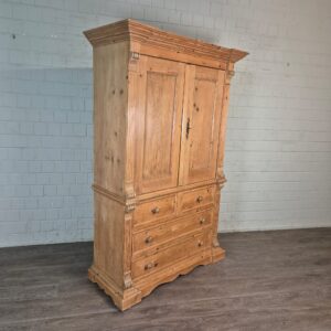 Wardrobe Gründerzeit 1880 Pine