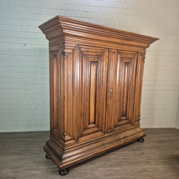 Frankfurt Wardrobe Baroque 1780 Oak