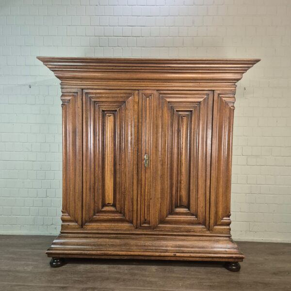 Frankfurt Wardrobe Baroque 1780 Oak - Image 2