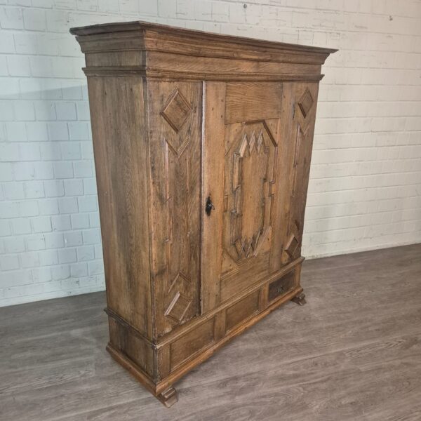 Cabinet Baroque 1770 Oak