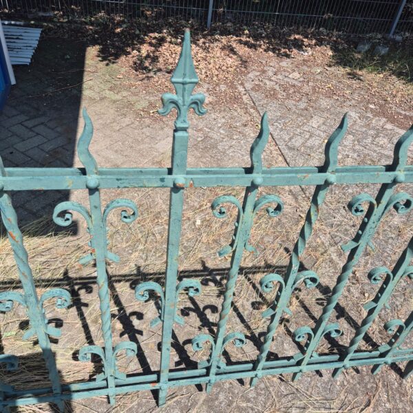 Fencing Gründerzeit 1880 Wrought iron 2,03 m - Image 7
