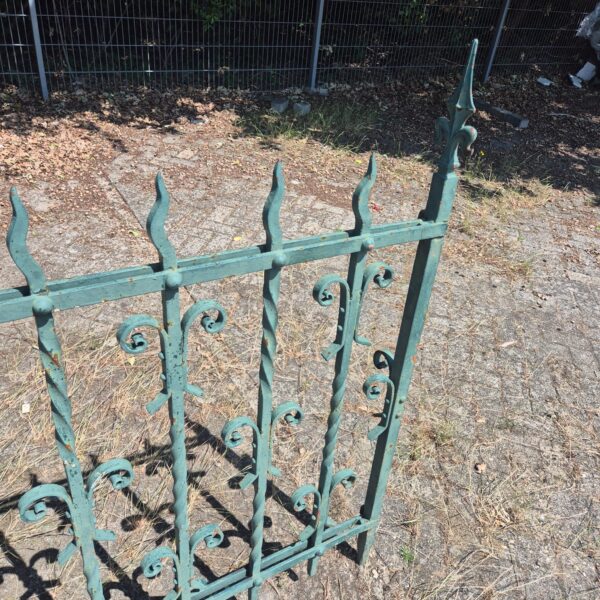 Fencing Gründerzeit 1880 Wrought iron 2,03 m - Image 2