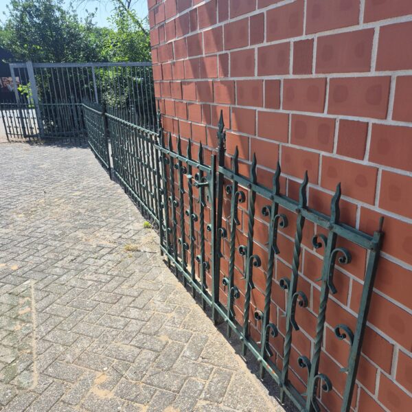 Fencing Garden Fence Gründerzeit 1880 Wrought Iron 21.00 m - Image 4