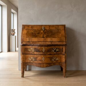Secretary Barock 1780 Walnut