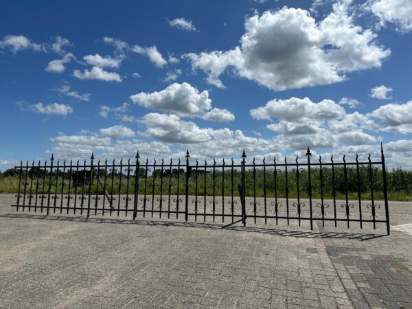 Fencing Garden Fence Gründerzeit 1880 Wrought Iron 21.00 m - Image 16