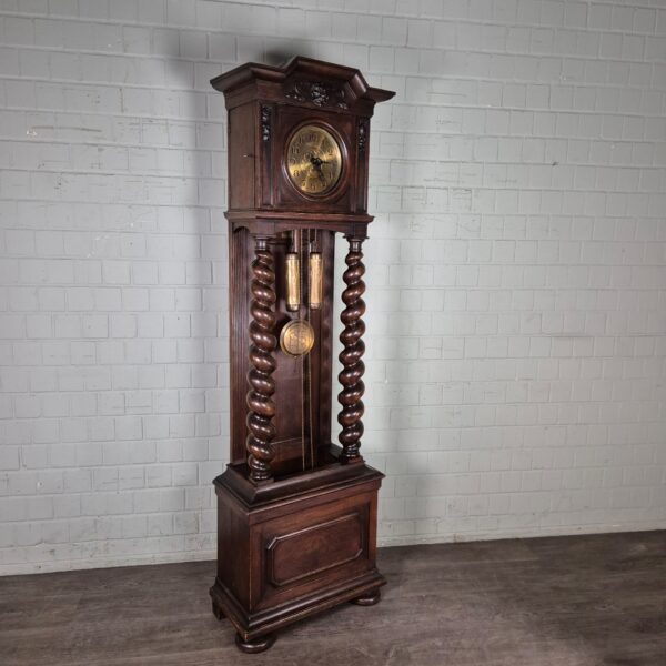Standing clocks