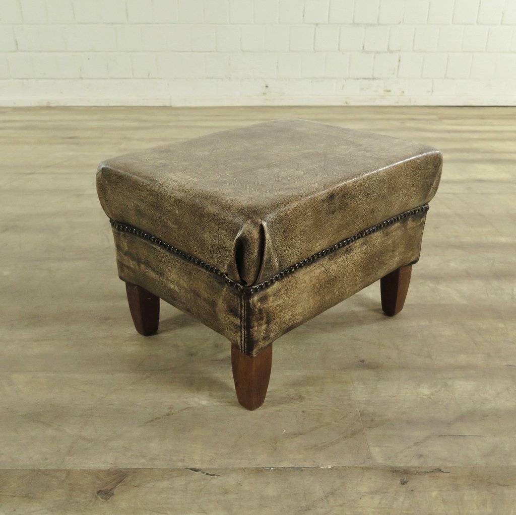 Stool