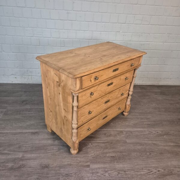 Dressers & Sideboards