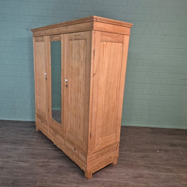 Wardrobe Jugendstil 1900 Pine - Image 2