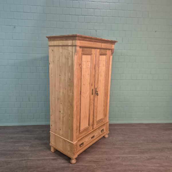 Wardrobe Jugendstil 1900 Pine
