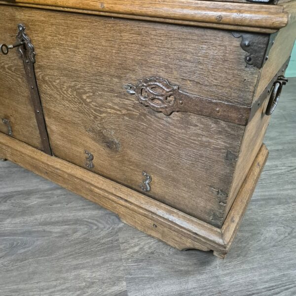 Chest Baroque 1733 Oak - Image 12