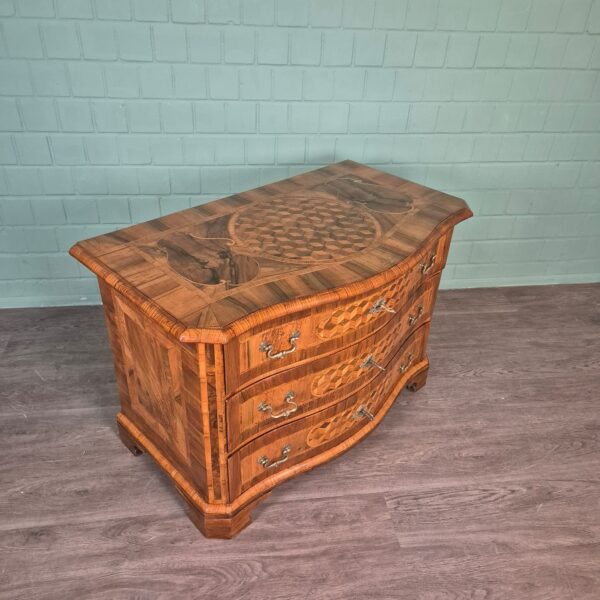 Braunschweiger Baroque Chest of Drawers 1755 Walnut