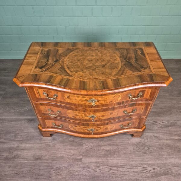 Braunschweiger Baroque Chest of Drawers 1755 Walnut - Image 5