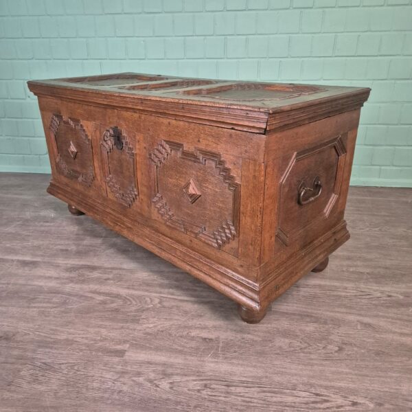 Chest Baroque 1760 Oak - Image 4