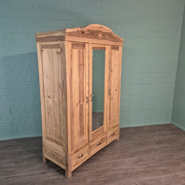 Wardrobe Jugendstil 1910 Pine