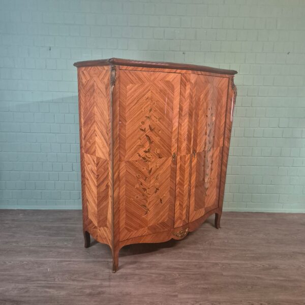 Cabinet Dresden Baroque-style 1900 Walnut