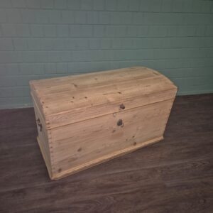 Chest Gründerzeit 1880 Pine