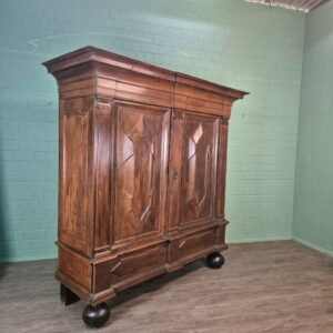 Wardrobe Baroque 1750 Oak