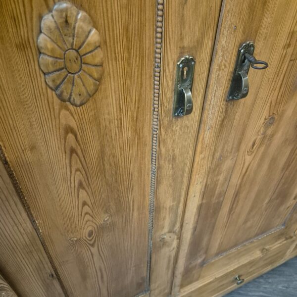Wardrobe Jugendstil 1900 Pine - Image 4