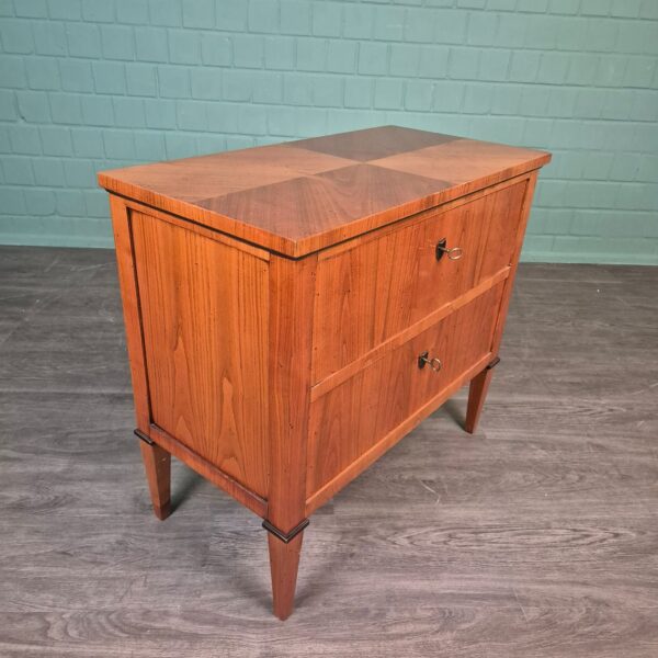 Dresser Cherry Veneer 0,84 m