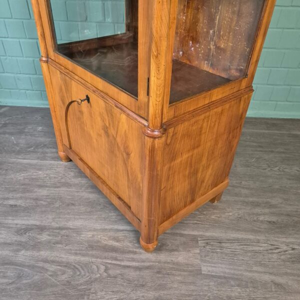 Display Cabinet Biedermeier 1820 Cherry Wood - Image 7
