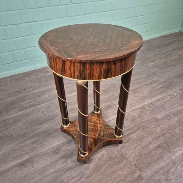 Table Walnut Ø 0,47 m - Image 5