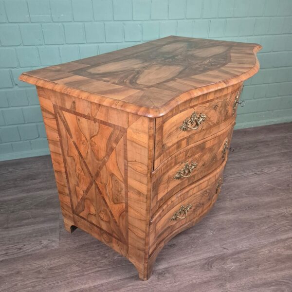 Chest of Drawers Baroque 1780 Walnut - Image 3