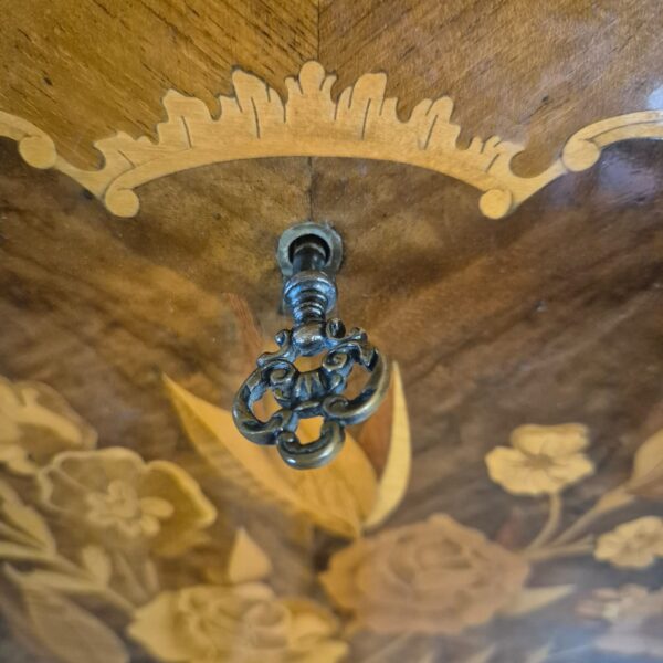 Ladies' Bureau Walnut - Image 13