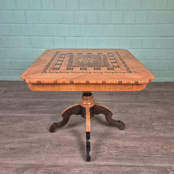 Table Gründerzeit 1880 Walnut