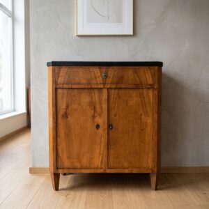 Cabinet Biedermeier 1825 Cherry Wood