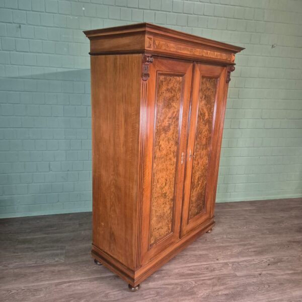 Wardrobe Gründerzeit 1880 Walnut