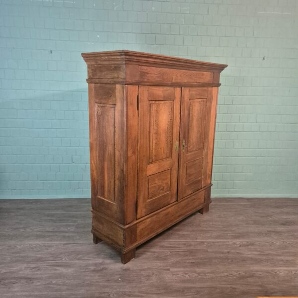 Wardrobe Biedermeier 1820 Oak