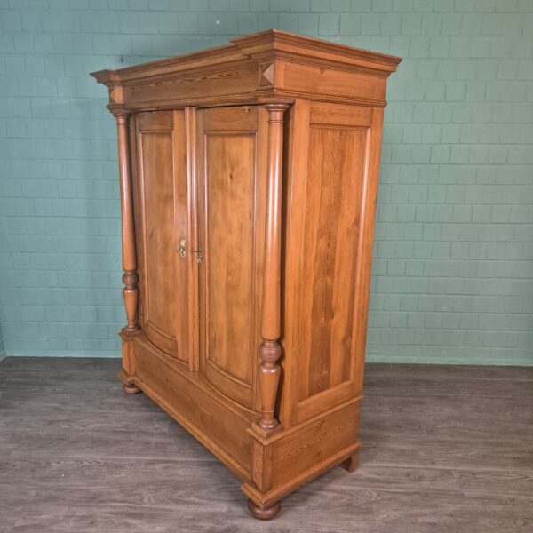 Wardrobe Gründerzeit 1880 Pine