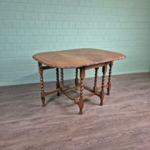 Folding Table Jugendstil 1920 Oak