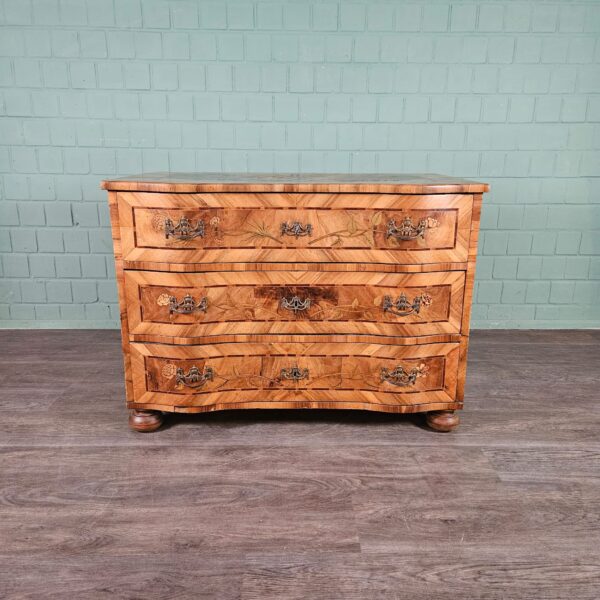 Chest of Drawers Baroque 1780 Walnut