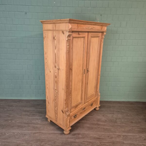 Wardrobe Gründerzeit 1880 Grenen