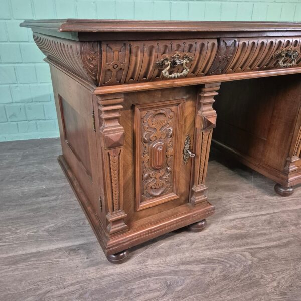 Desk Gründerzeit 1880 Walnut - Image 5
