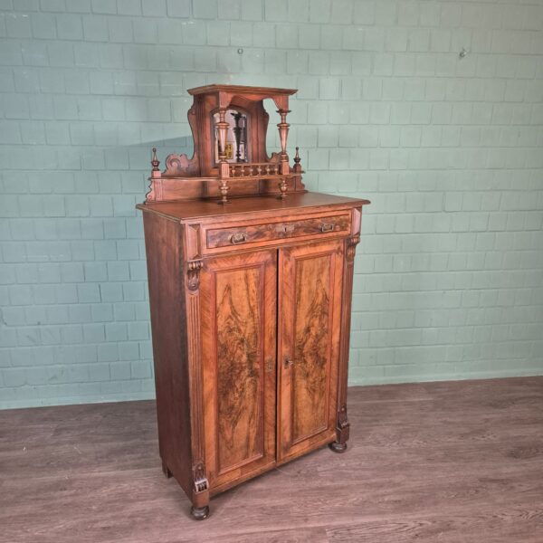 Vertico Gründerzeit 1880 Walnut