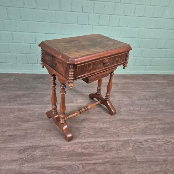 Sewing Table Gründerzeit 1880 Walnut