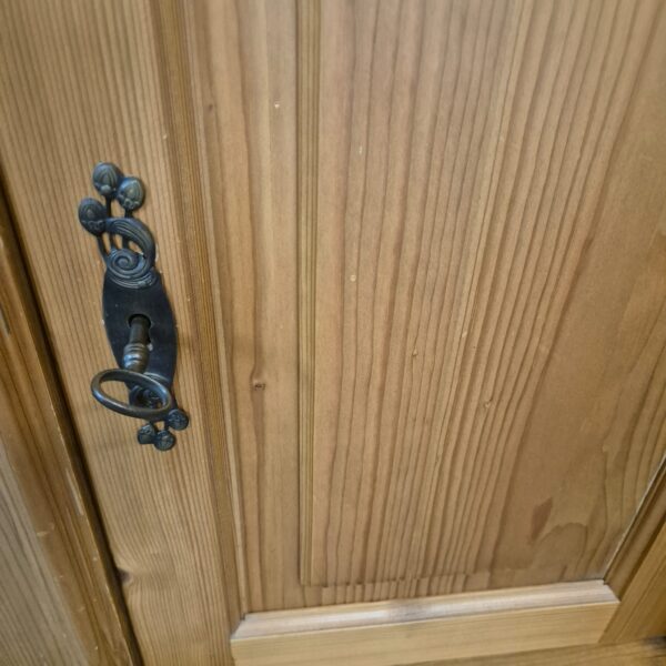 Sideboard Pine 1,30 m - Image 5
