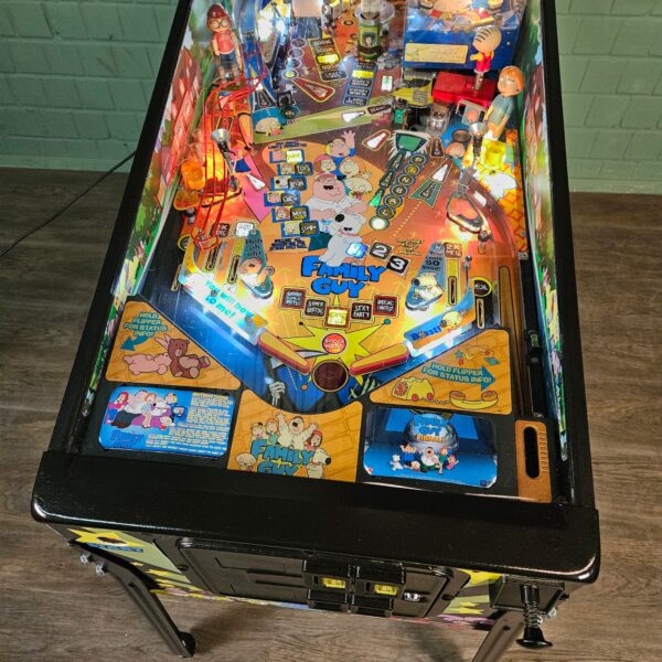 Pinball Family Guy 2007 - Image 10