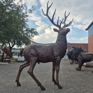 Statue Deer Bronze 2,30 m